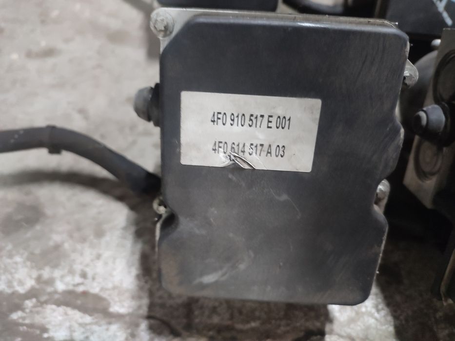 Блок АБС Ауді А6 С6 4F0910517 K AD E  4F0614517 AA A K блок ABS Audi A6 C6 ESP Блоки абс Ауді