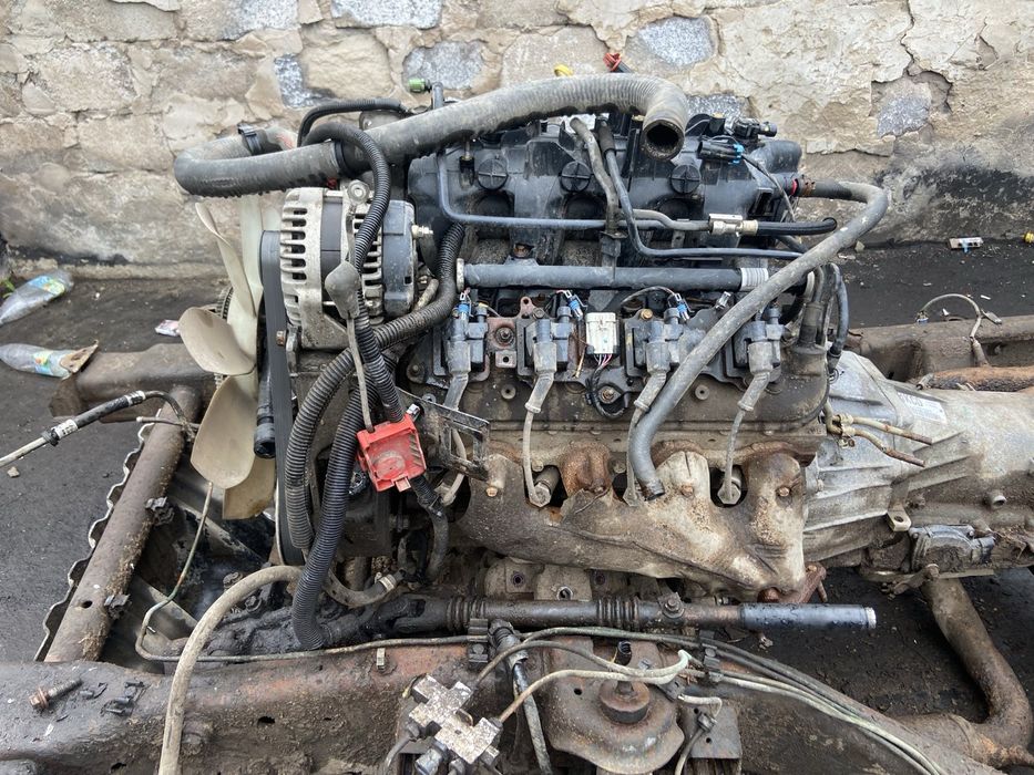 В розборі Шевролет Сільверадо 4.2