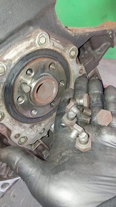 Motor proveniente de um 106 Rally 1,3cc