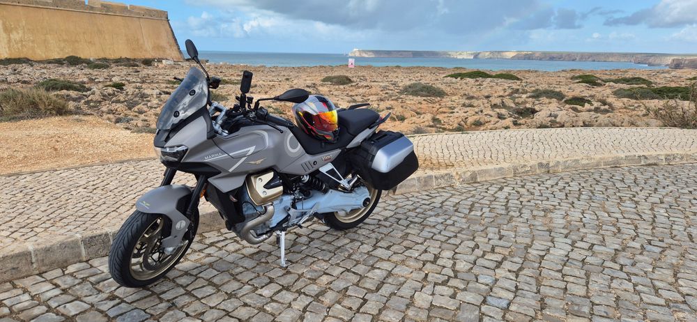 Moto Guzzi V100 Mandello  Ediçao limitada n0067 de 1913