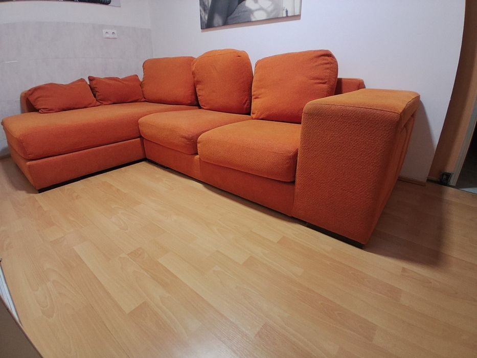 Sofá com chaise longue