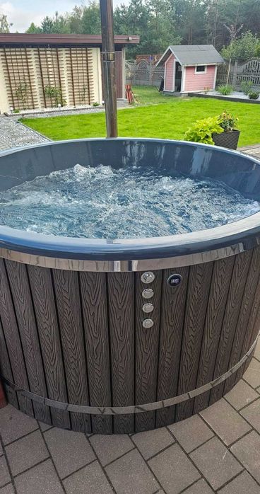 jacuzzi ogrodowe goraca balia hottube zewnętrzna