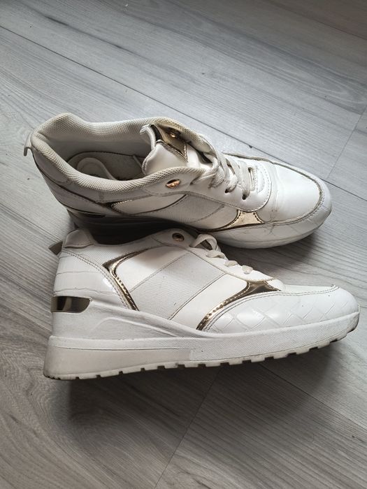 Buty adidasy na koturnie sneakersy