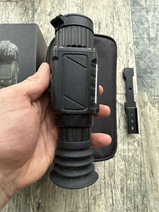 Тепловізійний приціл HikMicro Thunder TH35