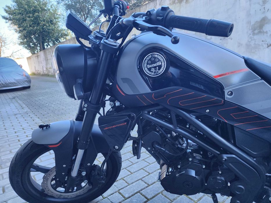 Mota Benelli Leoncino 125