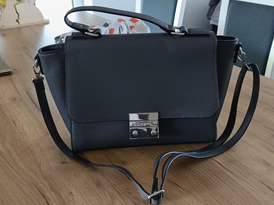 Torebka damska Carvela średnia