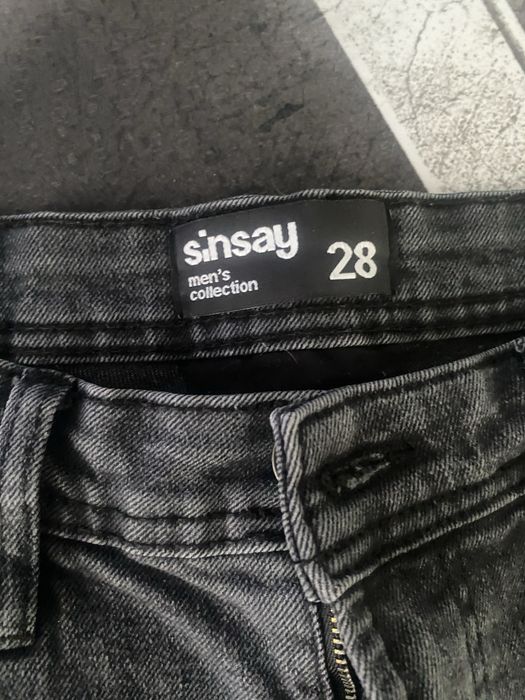 Krótkie czarne jeansowe spodenki