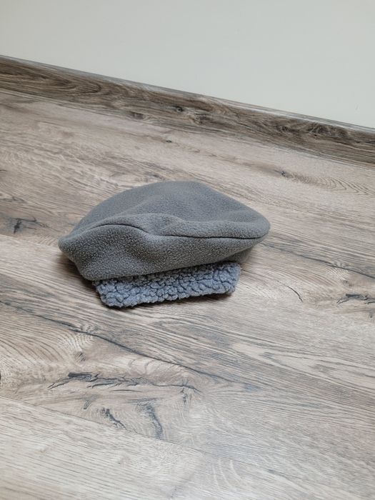 Polarowy beret szary