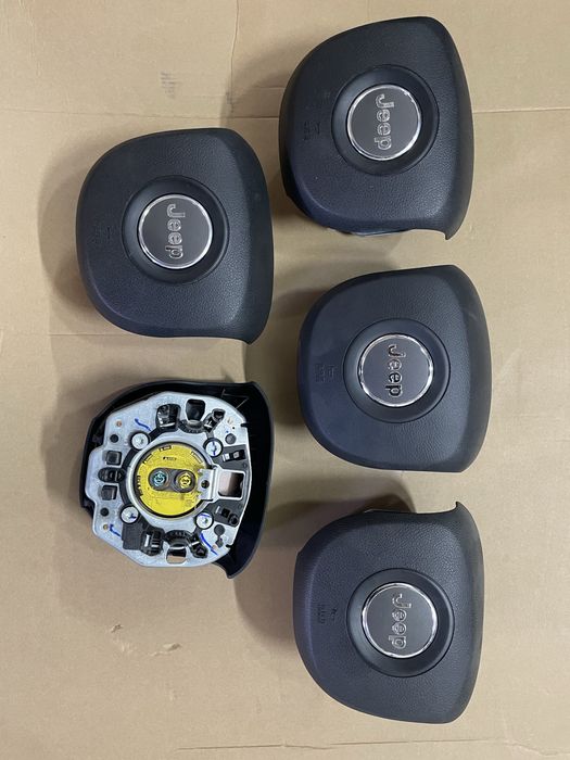 Подушка airbag Jeep Grand Cherokee