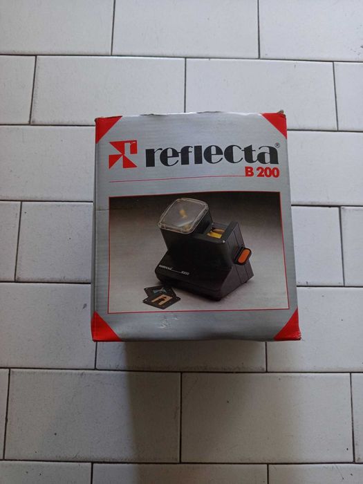 Slide Projector.447177847567831042