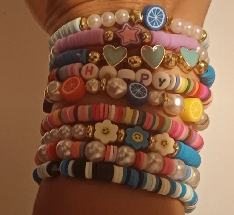 Pulseiras. Novas.
Cada 1,50€.