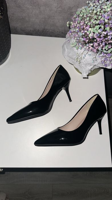 Продам Туфли лодочка