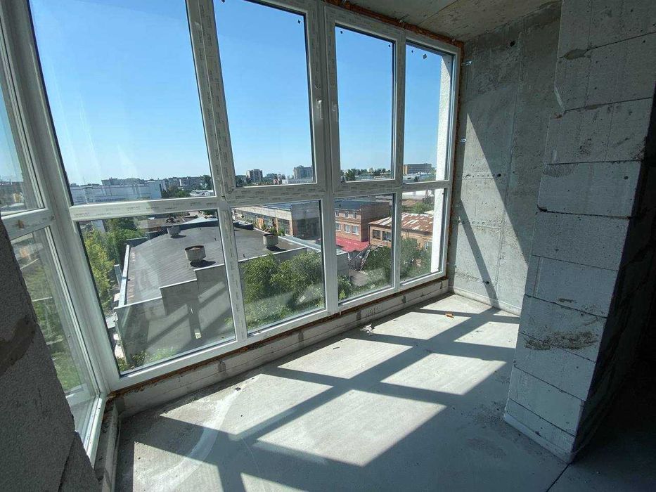 Продаж 1 к квартири 78 м.кв. на вул. Костянтина Василенка 4561