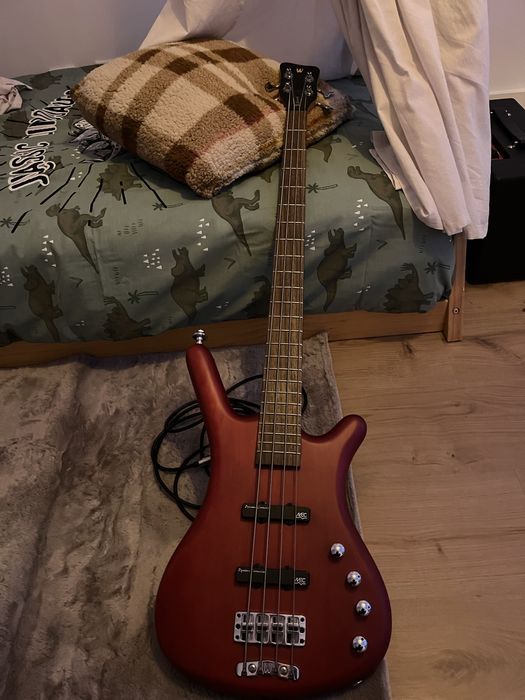 Baixo warwick 4 cordas