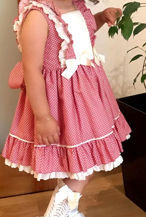 Vestido menina marca  Logan Bord