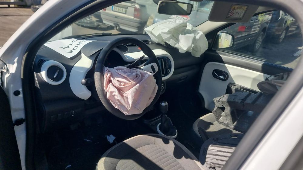 Carro Para Peças Renault Twingo Iii 2019 - 2026