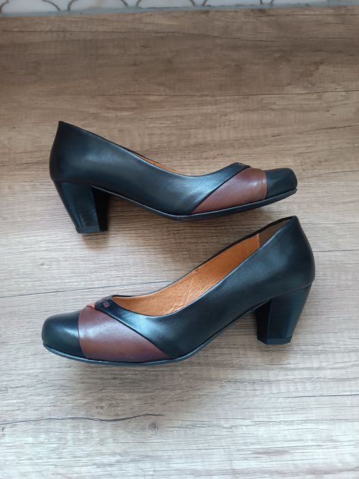 Wygodne półbuty czółenka 37 skóra AgA