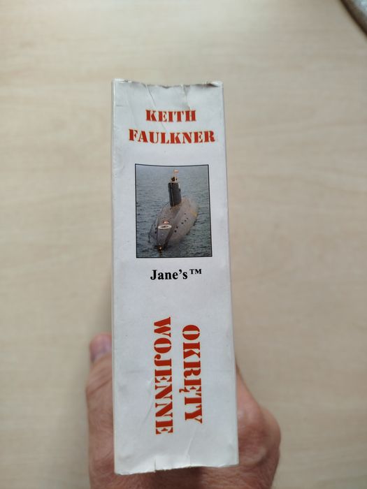 Keith Faulkner Okręty wojenne Przewodnik encyklopedyczny