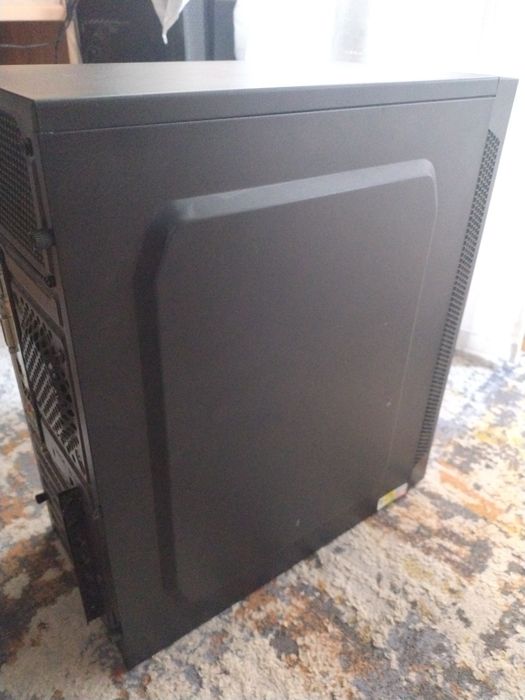 Komputer stacjonarny