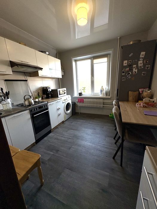 2х Кімнатна квартира район Заводський Запоріжжя ліве