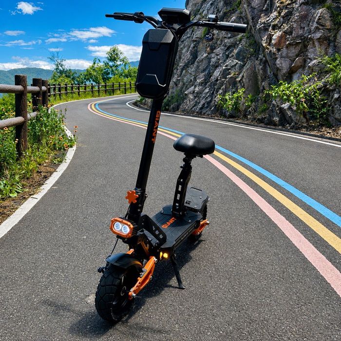 Електросамокат з сидінням Giant Blade GT Pro Sport 1600Вт 26Ah спорт серія 48V з LED підсвіткою та фарою електричний самокат гіант з сідлом швидкий