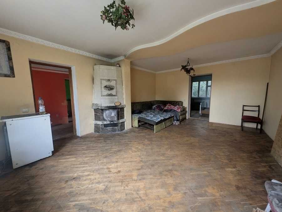 Продаж будинку 86 м² з каміном та ділянкою 14 соток с. Раневичі