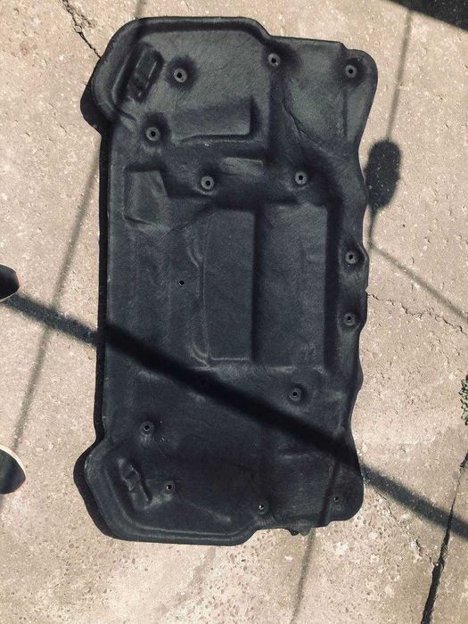 Шумоизоляция для капота(утеплитель) Ford Mustang 2015 +