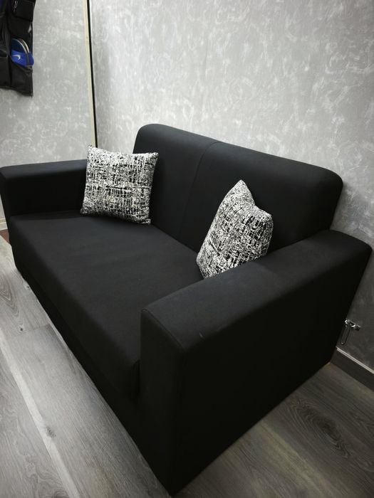 Sofá 2 lugares em tecido - 45€