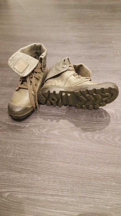 Palladium em pele verde tropa, novas