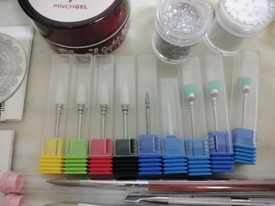 Conjunto unhas de gel / acrílico