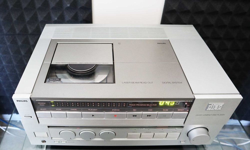 Редкий коллекционный проигрыватель Phillips CD202 Япония