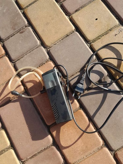 Фільтр для води в акваріум