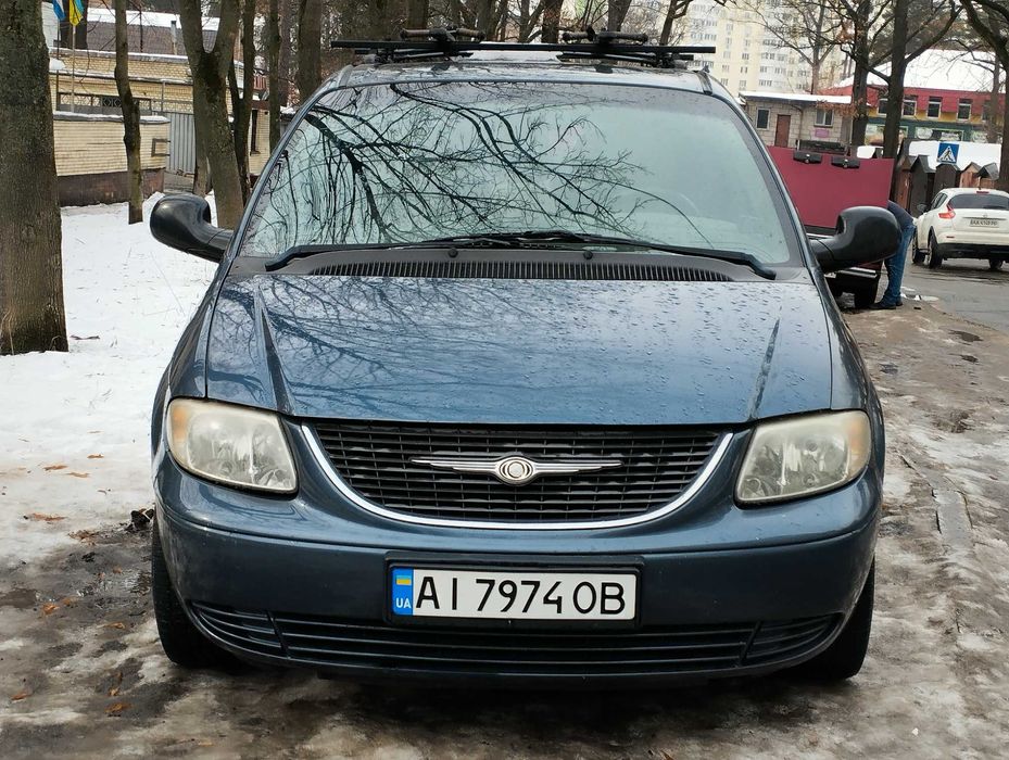 Chrysler Grand Voyager 3.3 v6 AT газ бензин автомат минивео 7 мест