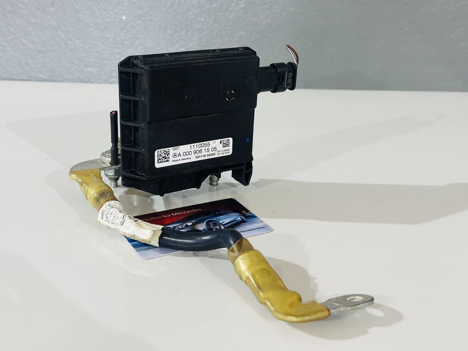 Плюсова клема, піропатрон Mercedes-Benz W213