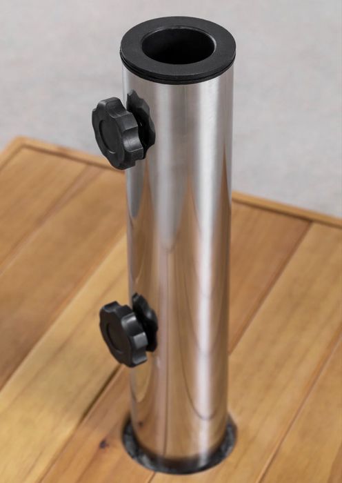 Duas bases solidas de guarda sol