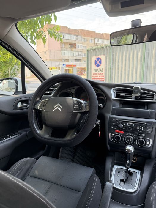 Citroën C4 • 1.6 бензин • автомат