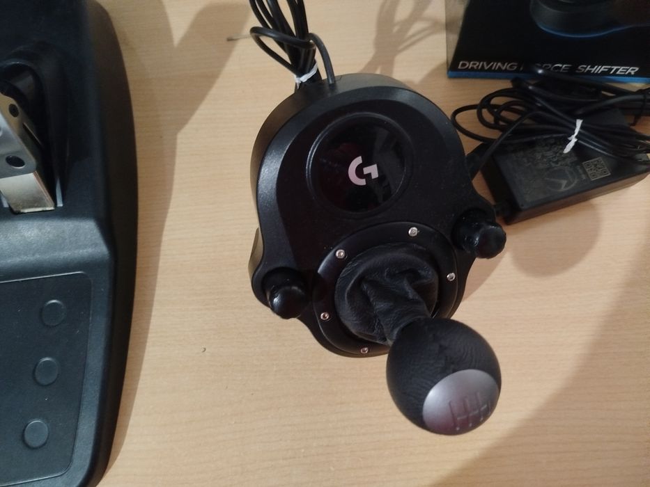 Vende Logitech G29+ Cambio as caixas dos artigos estão incluídas