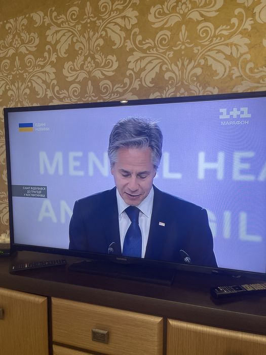 Телевізор Telefunken