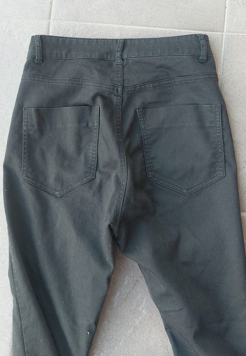 Spodnie jeansowe wysoki stan dziury dopasowane S 36 H&M
