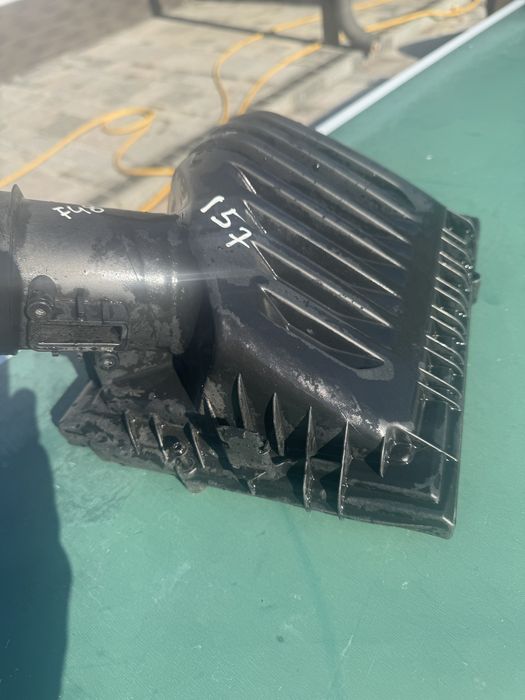 Корпус повітрянного фільтра BMW  X1. F48