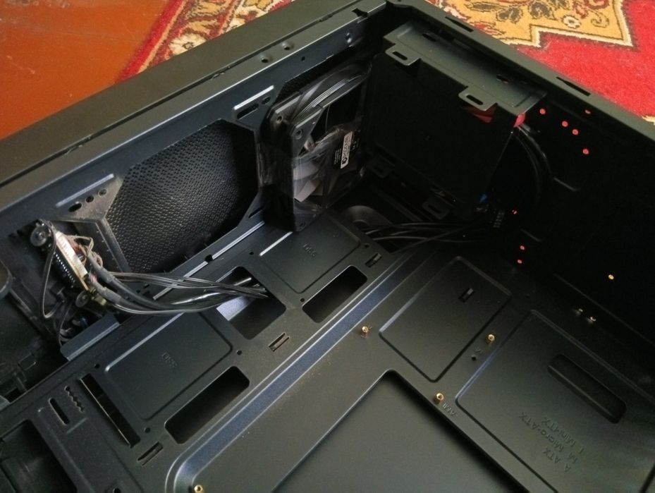 Корпус Vinga CS210B