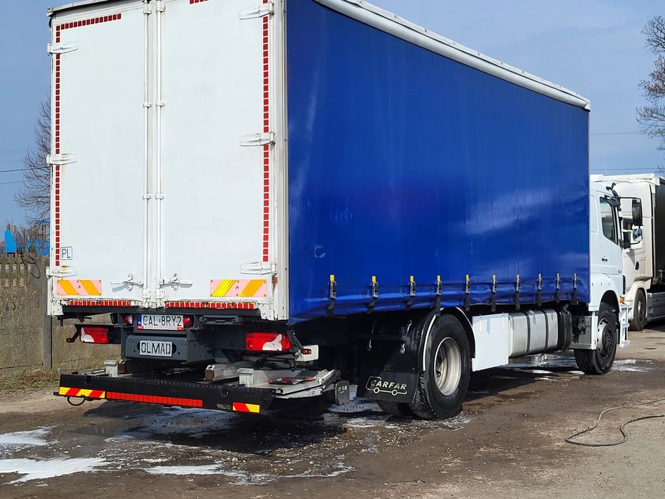 Samochody ciężarowe axor 1829