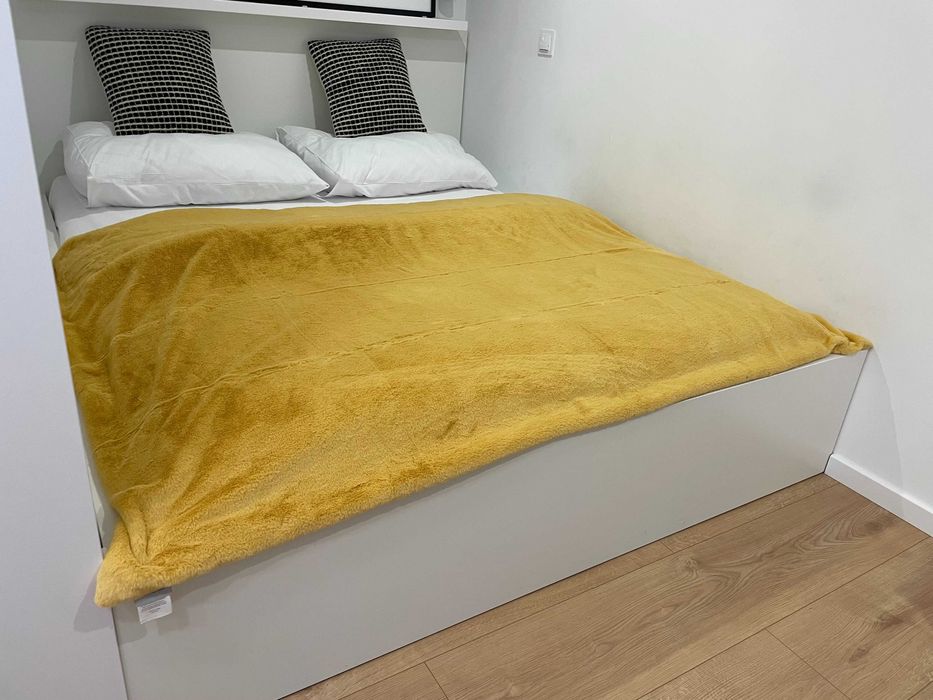 Nowoczesny Yellow apartament ONRest w centrum , przy RYNKU , na doby