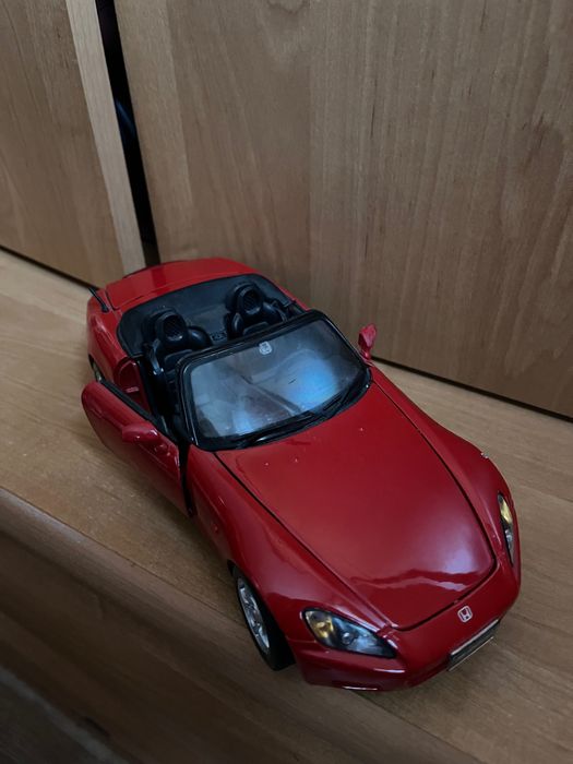 Honda s2000 cabrio Maisto 1:18