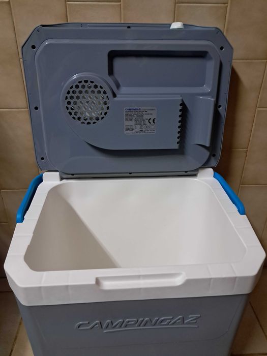 Geleira termoeléctrica Campingaz
