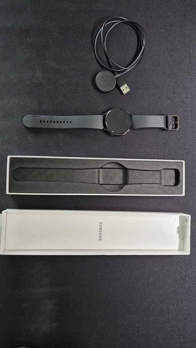 Samsung Galaxy Watch 4 GPS 44mm czarny