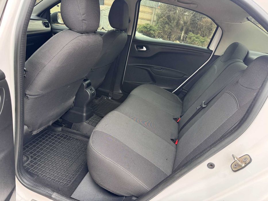 Citroen C-Elysee 2015.  1,6 дизель