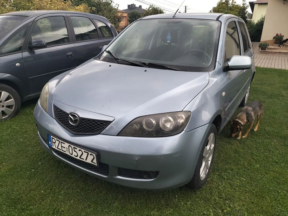 Mazda 2