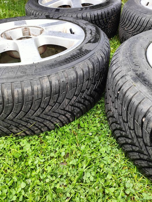 Komplet kół R16 alufelgi opony caloroczne