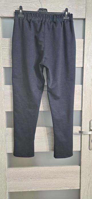 Spodnie damskie rozmiar 44/46